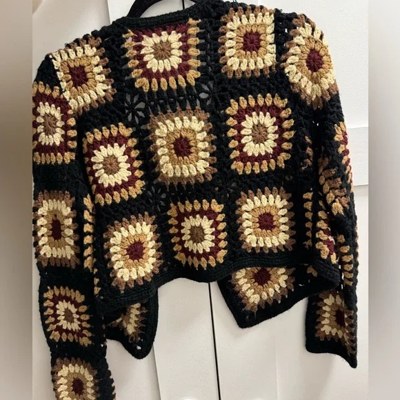 Zara Crochet Knit Cardigan - Picture 4 of 8